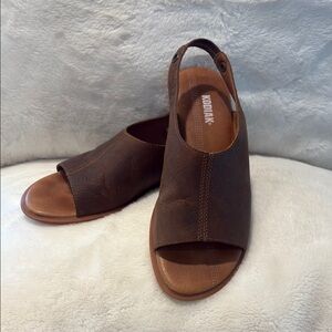 Kodiak Women's Dark Brown Open-Toe Sandals